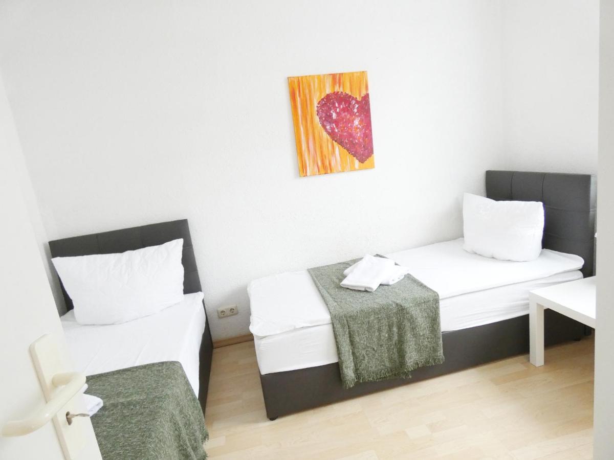 Sunnyhome Monteurwohnungen Und Apartments In Weiden Weiden in der Oberpfalz ภายนอก รูปภาพ
