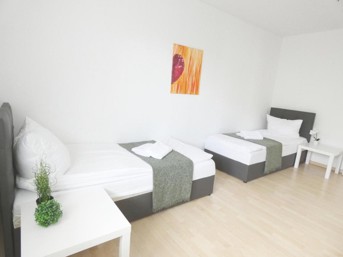 Sunnyhome Monteurwohnungen Und Apartments In Weiden Weiden in der Oberpfalz ภายนอก รูปภาพ